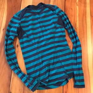 Lululemon top